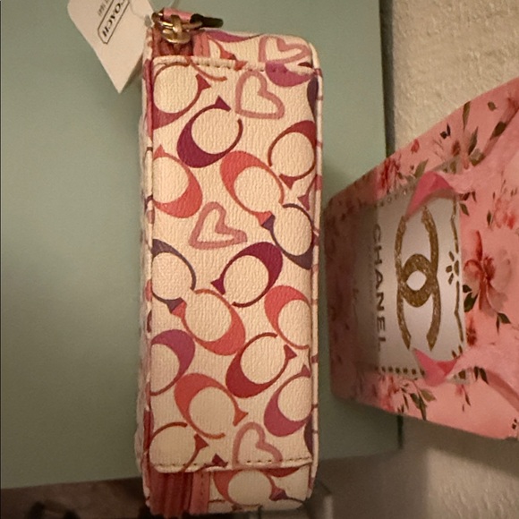 Coach Multicolor Heart Pattern Jewelry Case - Picture 4 of 8